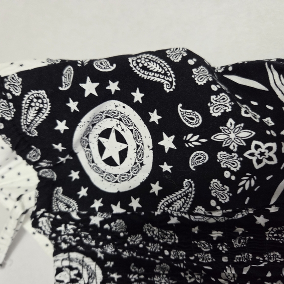 Marvel Juniors Black and White Captain America Patterned Dress EUC S - Picture 7 of 12